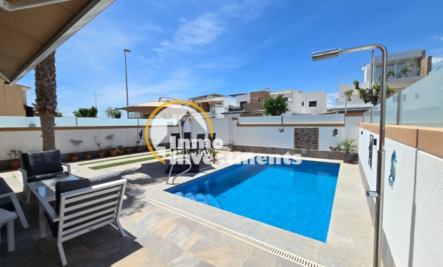 Till salu - Villa - Pilar de la Horadada