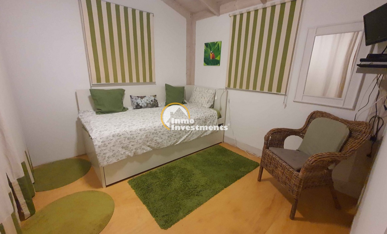 Resale - Finca - Los Montesinos