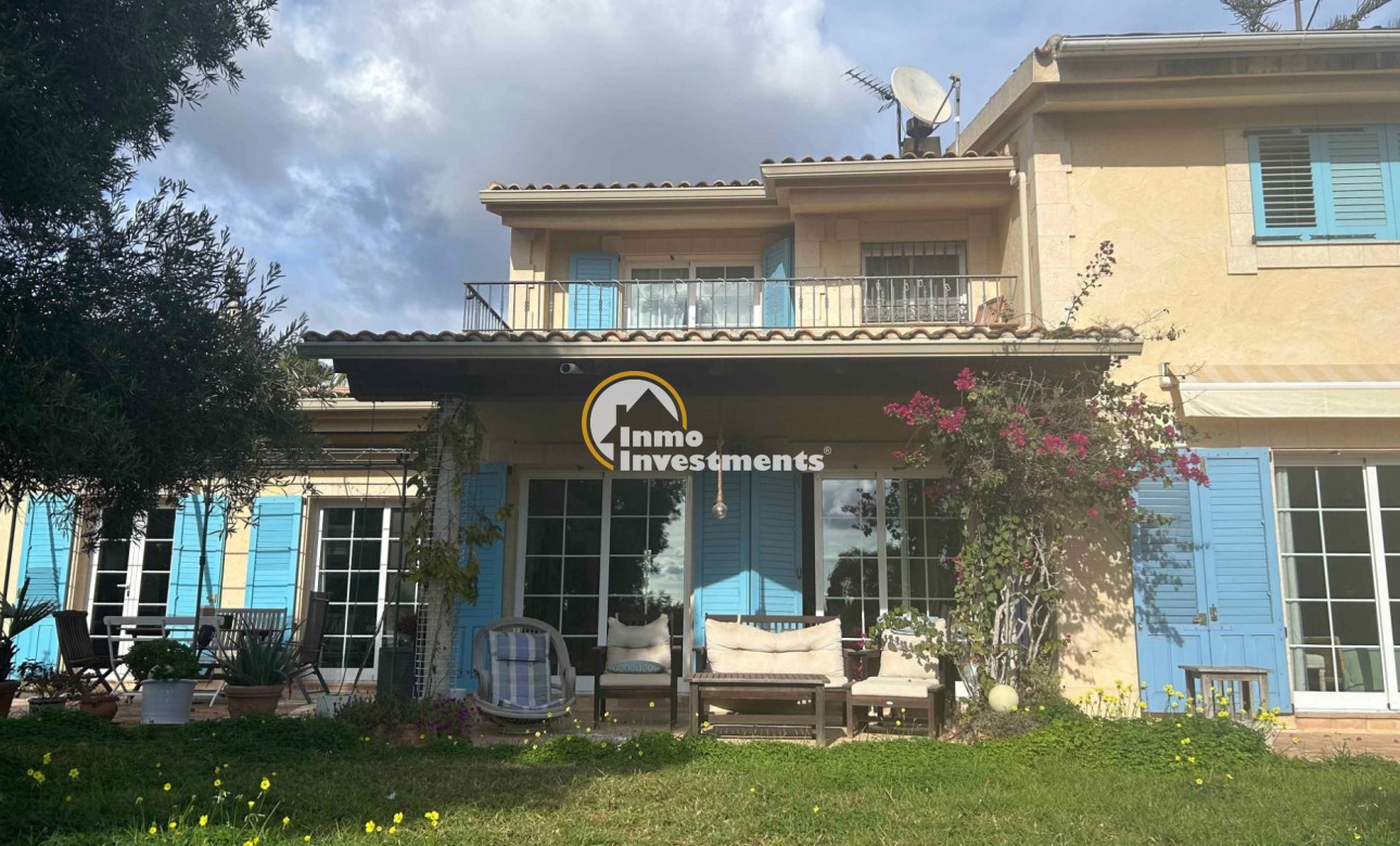 Resale - Finca - Los Montesinos