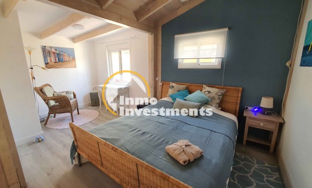 Resale - Finca - Los Montesinos