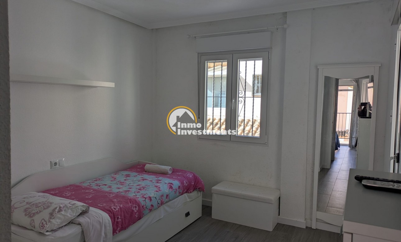 Resale - Town house - Playa Flamenca