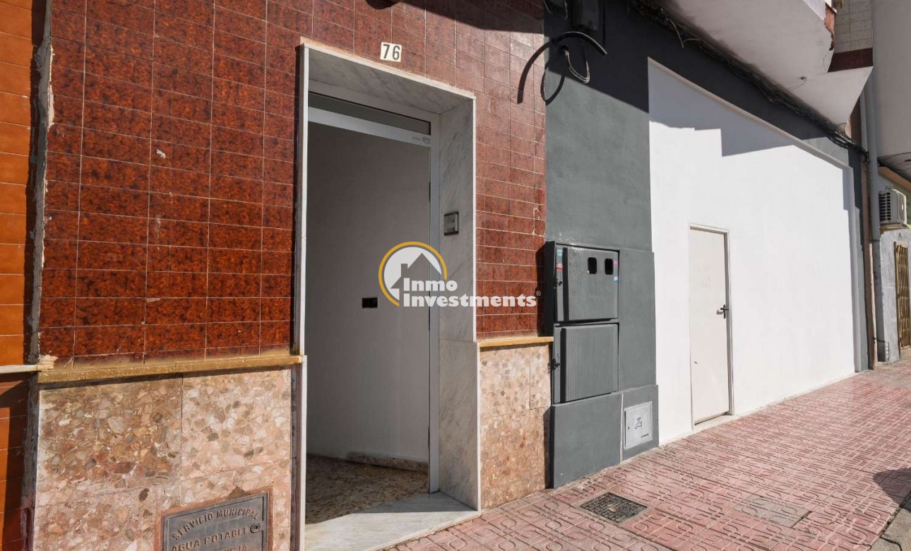 Bestaande bouw - Commercieel - Torrevieja - Centro