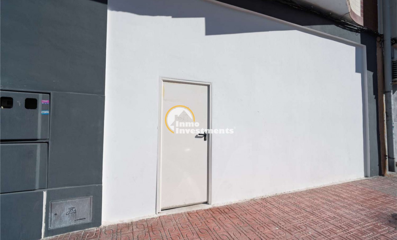 Bestaande bouw - Commercieel - Torrevieja - Centro