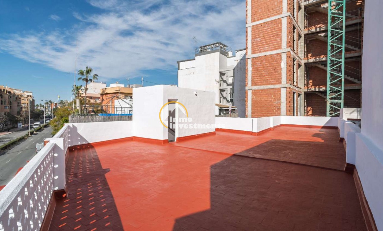 Bestaande bouw - Commercieel - Torrevieja - Centro