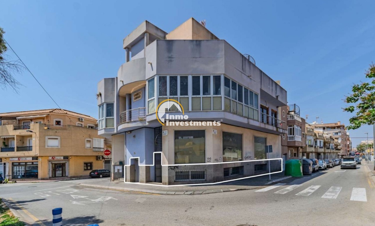 Bestaande bouw - Business local - Torrevieja - Nueva Torrevieja - Aguas Nuevas