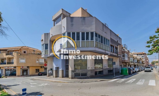 Bestaande bouw - Business local - Torrevieja - Nueva Torrevieja - Aguas Nuevas