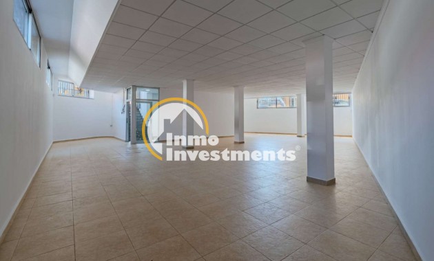 Bestaande bouw - Business local - Torrevieja - Nueva Torrevieja - Aguas Nuevas