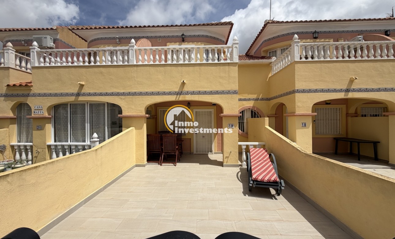 Resale - Town house - Villamartin - Bosque de las Lomas 