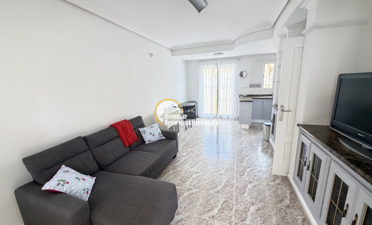 Resale - Town house - Villamartin - Bosque de las Lomas 
