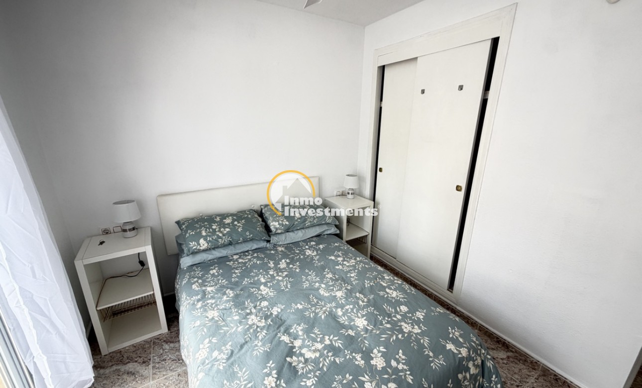 Resale - Town house - Villamartin - Bosque de las Lomas 
