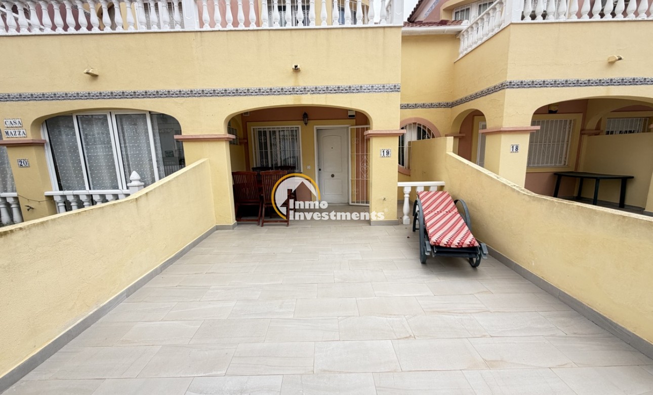 Resale - Town house - Villamartin - Bosque de las Lomas 