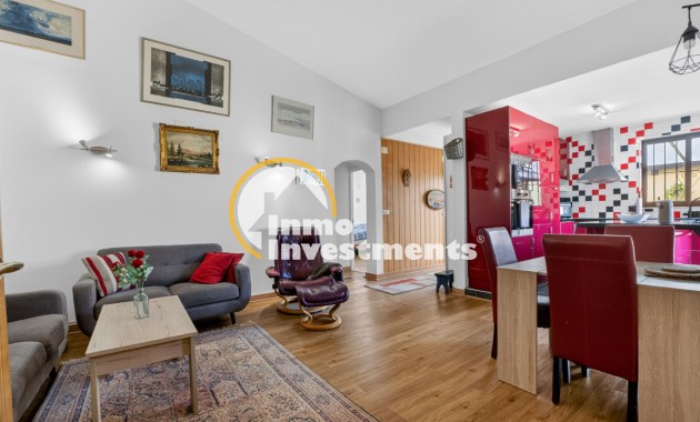 Resale - Villa - Detached - Torrevieja - Aguas Nuevas