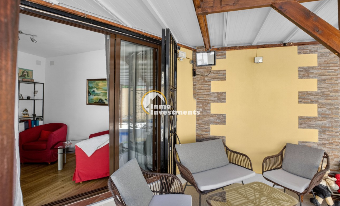 Resale - Villa - Detached - Torrevieja - Aguas Nuevas