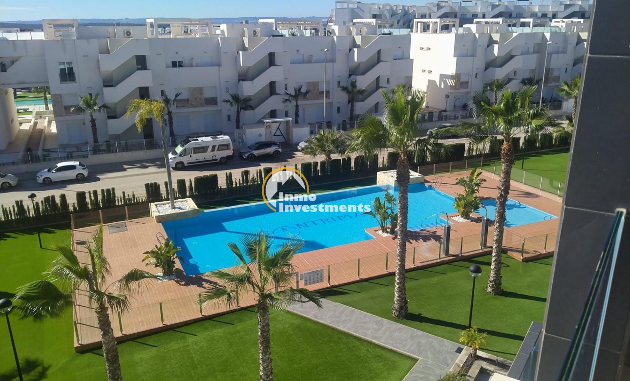 Resale - Bungalow - El Raso - El raso