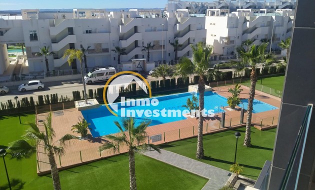 Resale - Bungalow - El Raso - El raso
