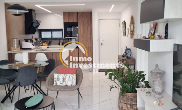 Resale - Bungalow - El Raso - El raso