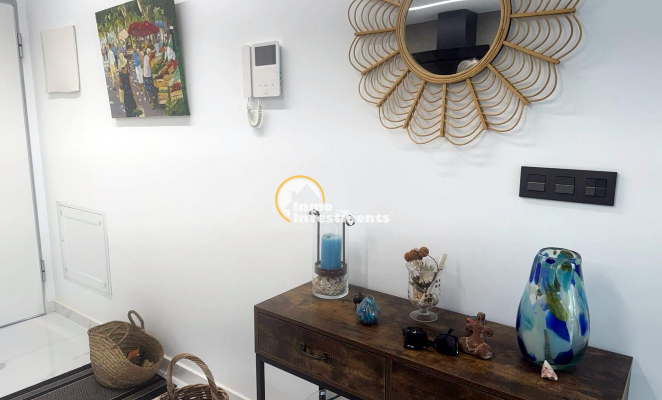 Resale - Bungalow - El Raso - El raso