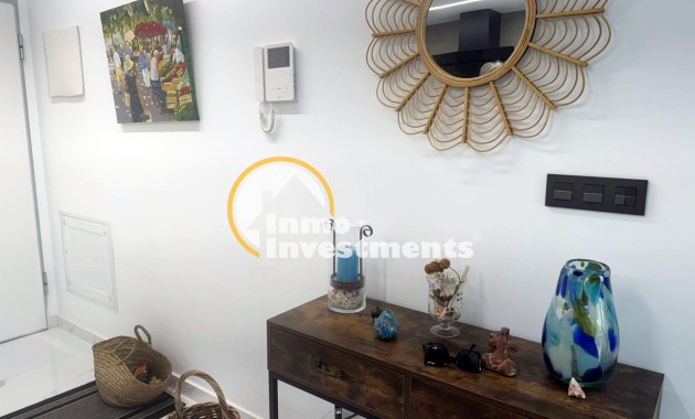 Resale - Bungalow - El Raso - El raso