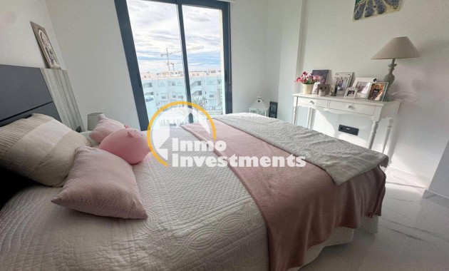 Resale - Bungalow - El Raso - El raso