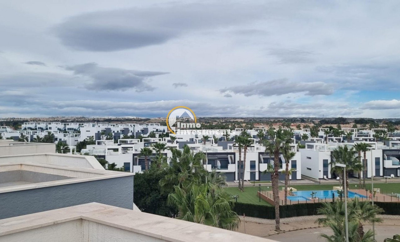 Resale - Bungalow - El Raso - El raso