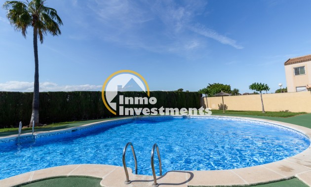 Resale - Bungalow - Torrevieja - San Luis