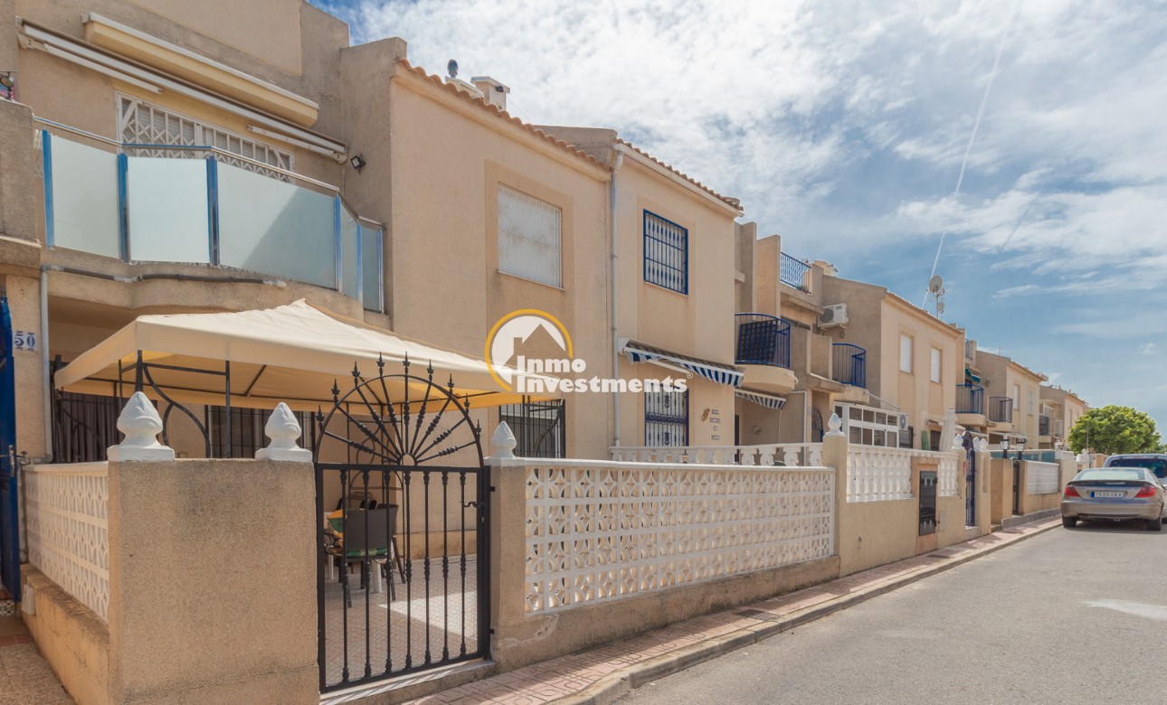 Resale - Bungalow - Torrevieja - San Luis