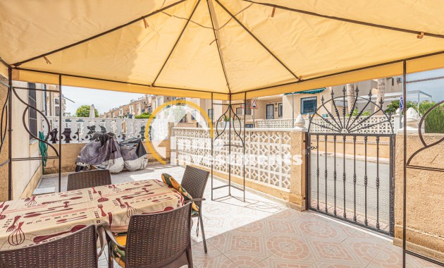 Resale - Bungalow - Torrevieja - San Luis