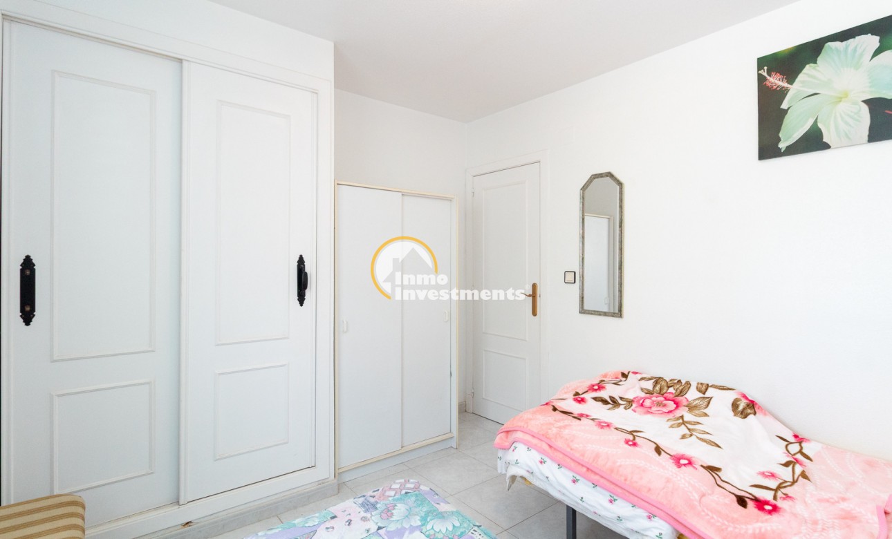 Resale - Bungalow - Torrevieja - San Luis