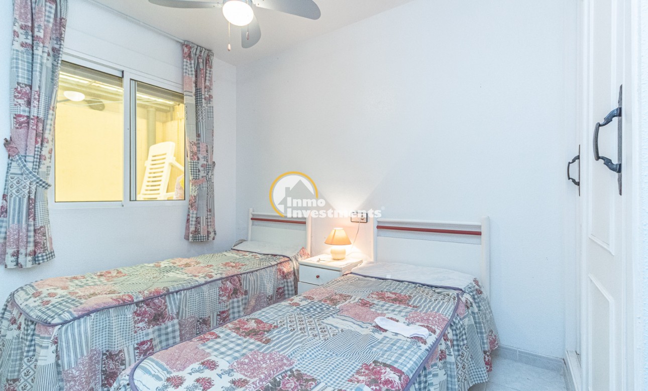 Resale - Bungalow - Torrevieja - San Luis
