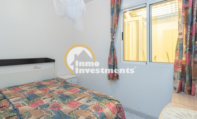 Resale - Bungalow - Torrevieja - San Luis