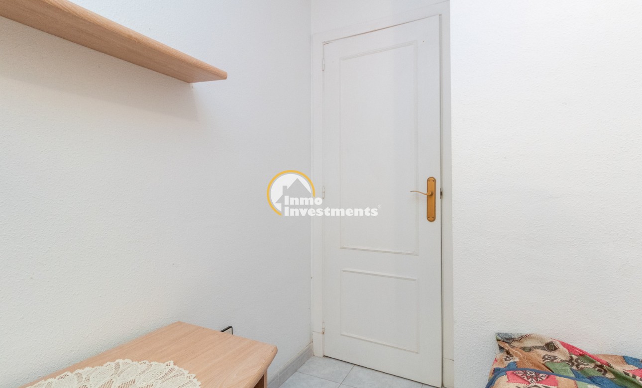 Resale - Bungalow - Torrevieja - San Luis