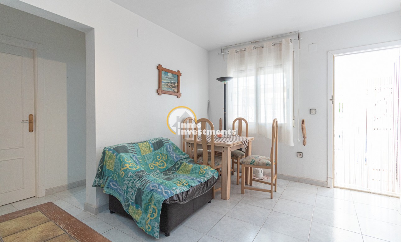 Resale - Bungalow - Torrevieja - San Luis