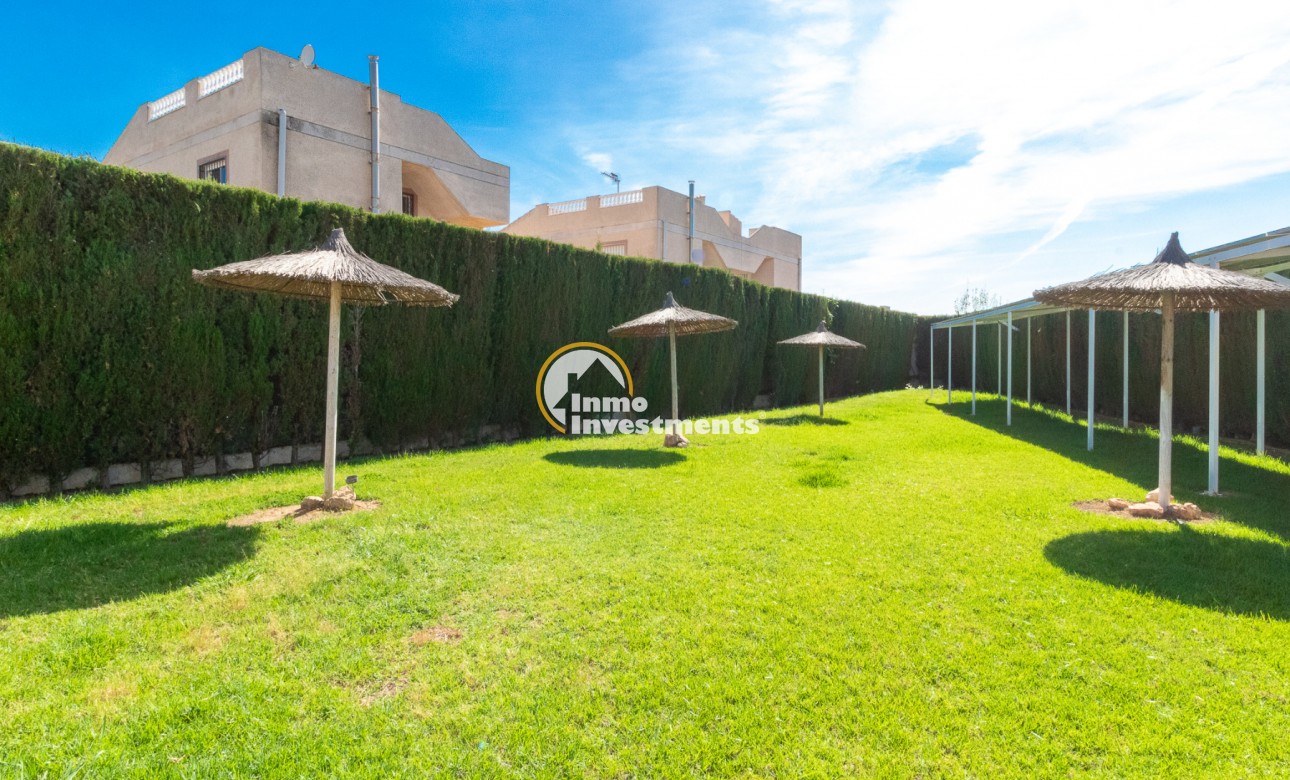 Resale - Bungalow - Torrevieja - San Luis