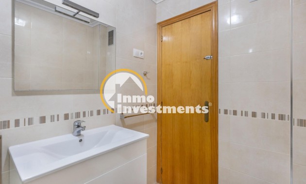 Bestaande bouw - Appartement - Torrevieja - La Mata pueblo