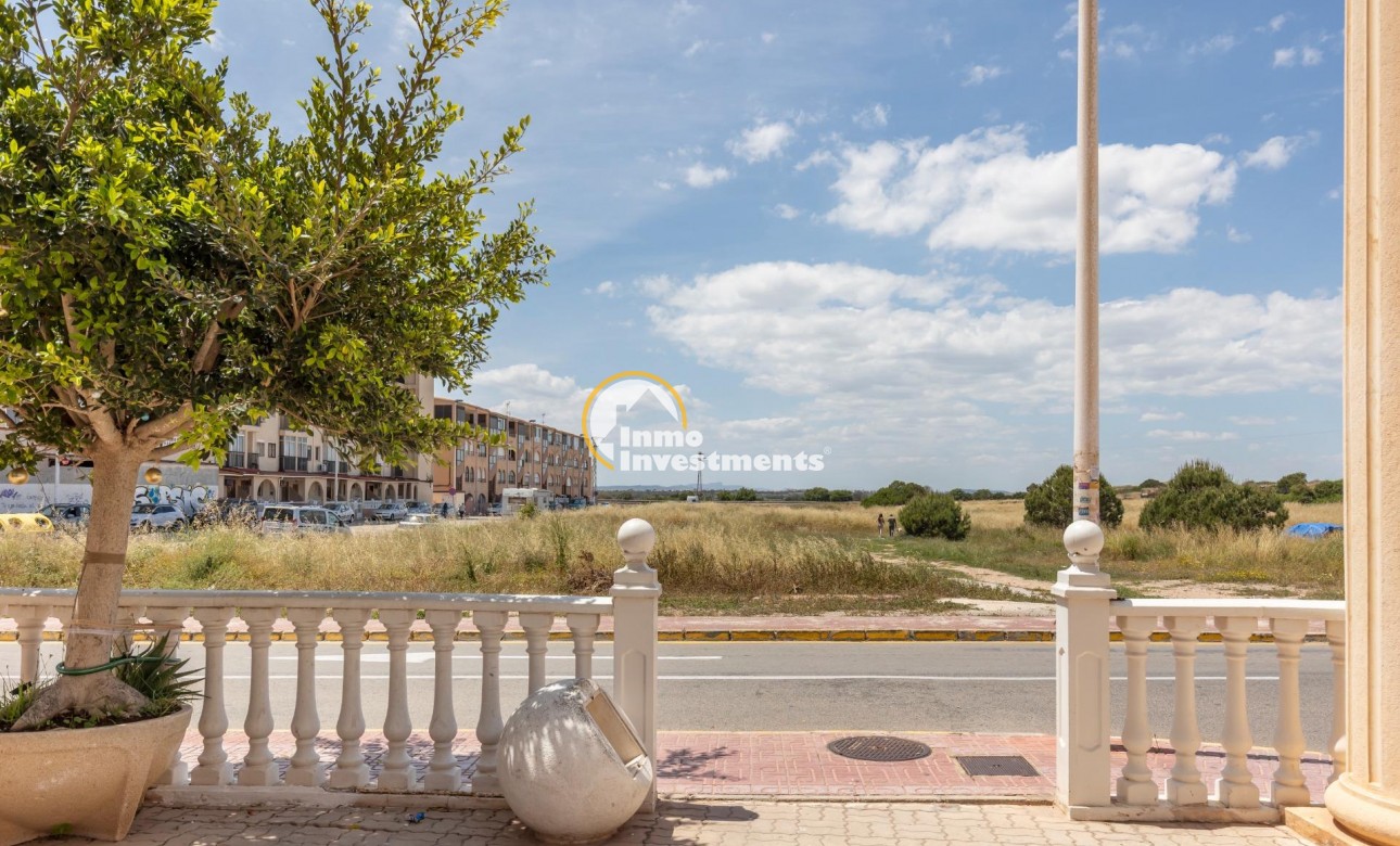 Bestaande bouw - Appartement - Torrevieja - La Mata pueblo