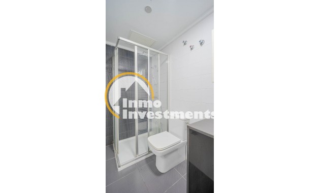 Resale - Apartment - Torrevieja - Torrevieja Centre