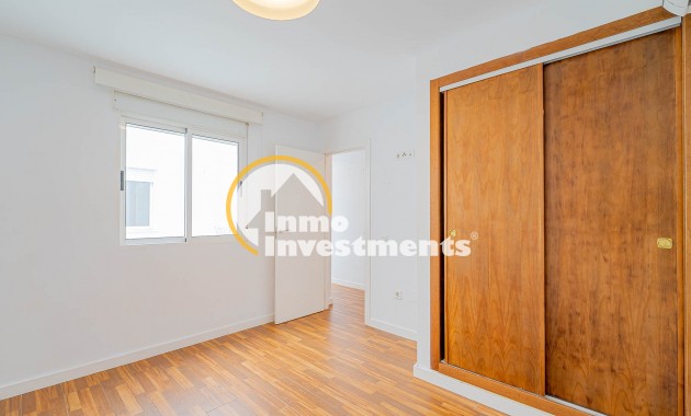 Resale - Apartment - Torrevieja - Torrevieja Centre