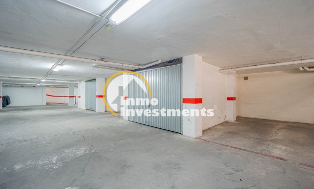 Resale - Apartment - Torrevieja - Torrevieja Centre