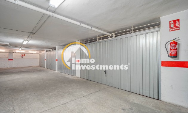 Resale - Apartment - Torrevieja - Torrevieja Centre