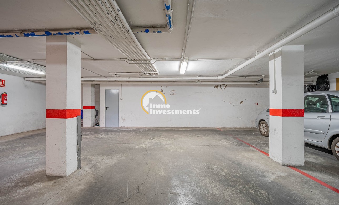 Resale - Apartment - Torrevieja - Torrevieja Centre