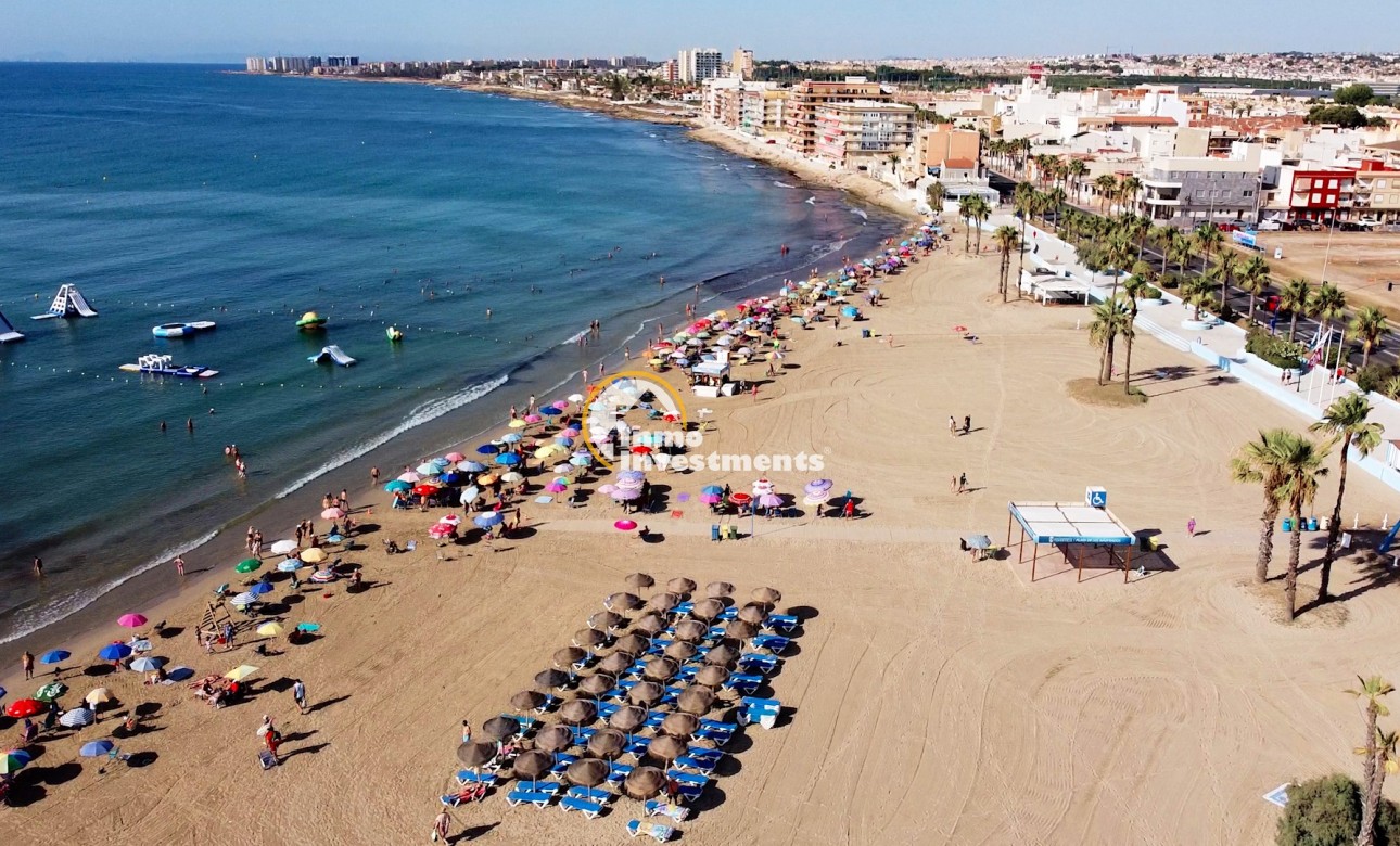 Resale - Apartment - Torrevieja - Torrevieja Centre