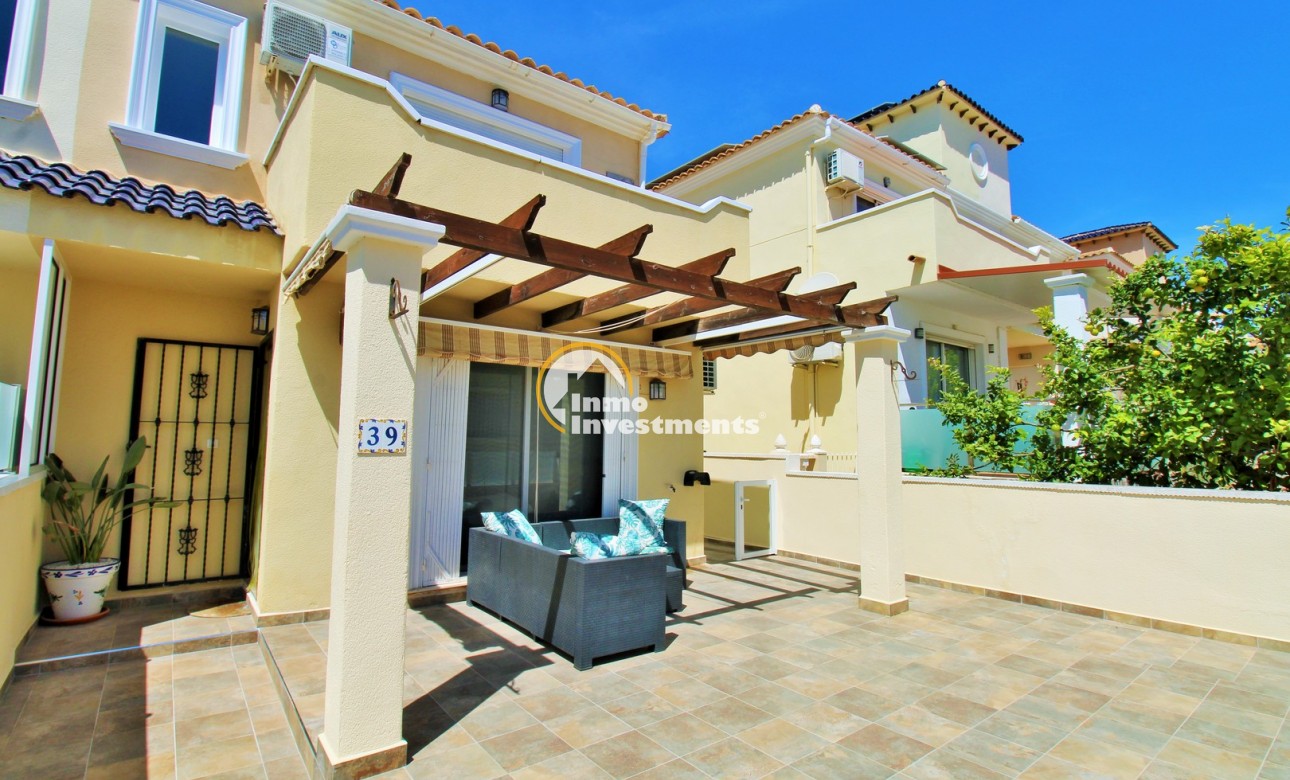 Resale - Town house - Villamartin - Blue Lagoon