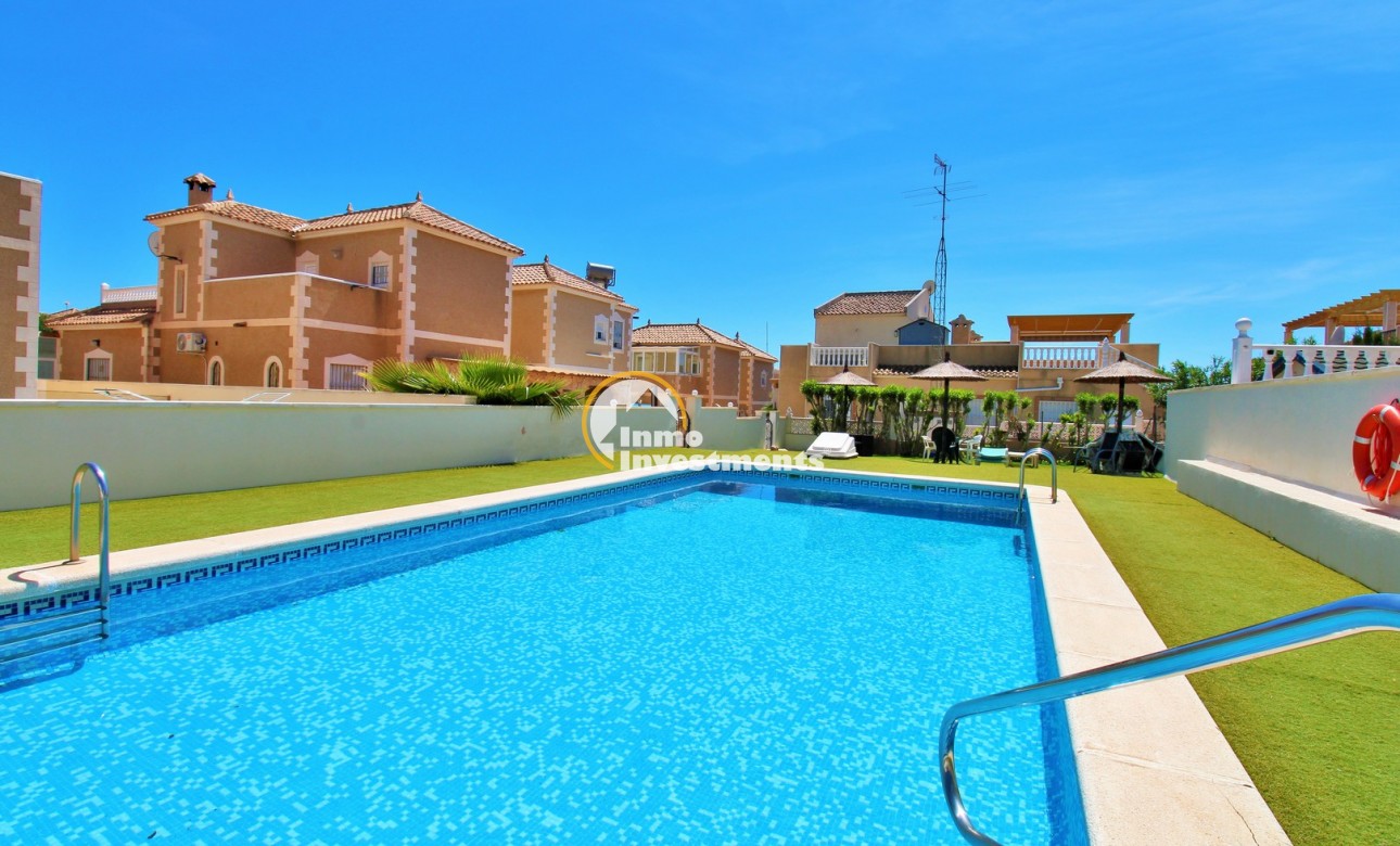 Resale - Town house - Villamartin - Blue Lagoon