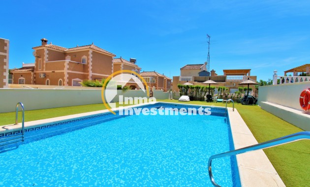 Resale - Town house - Villamartin - Blue Lagoon