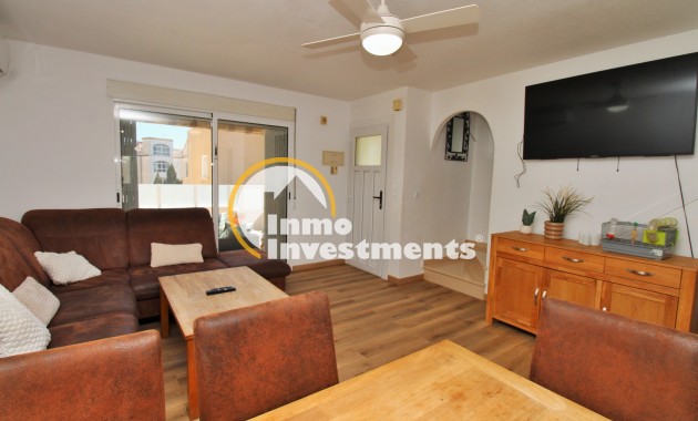 Resale - Town house - Villamartin - Blue Lagoon