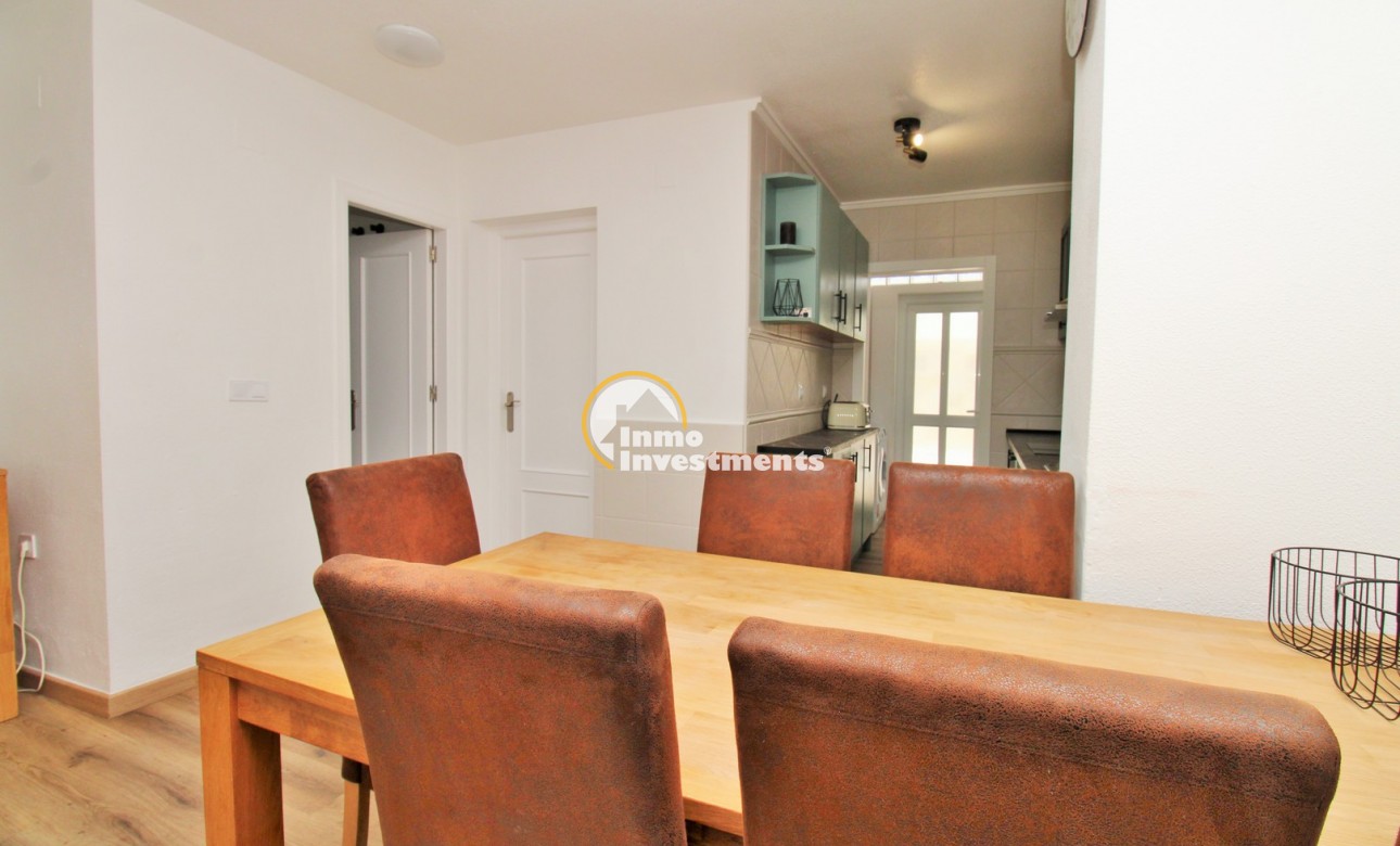 Resale - Town house - Villamartin - Blue Lagoon