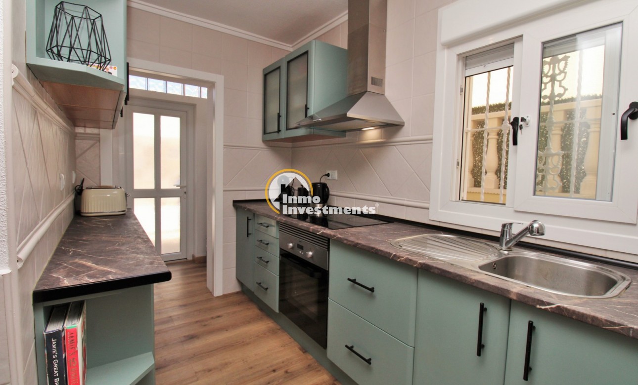 Resale - Town house - Villamartin - Blue Lagoon