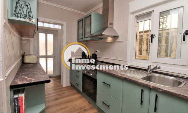 Resale - Town house - Villamartin - Blue Lagoon