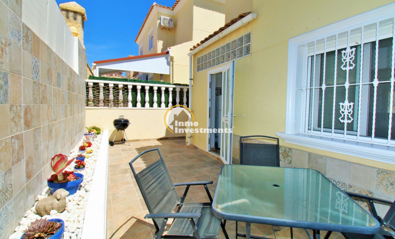 Resale - Town house - Villamartin - Blue Lagoon