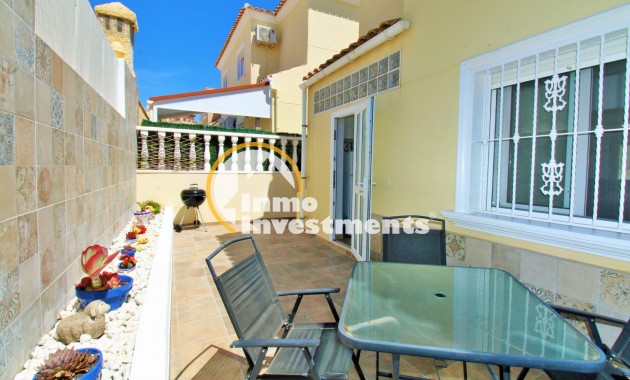 Resale - Town house - Villamartin - Blue Lagoon